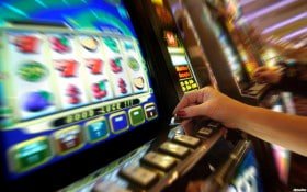 Slot game reels and symbols on i8club online gaming platform